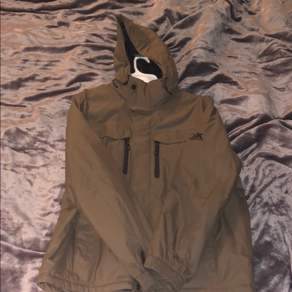 Ski/snowboard jacket